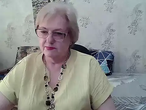 Snapshot of Renata62011 chatting on 06/12/26, 12:26 Renata62011 online show from 06/12/26, 12:26