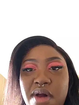 Snapshot of nanababe1 chatting on 10/18/25, 08:37 nanababe1 online show from 10/18/25, 08:37