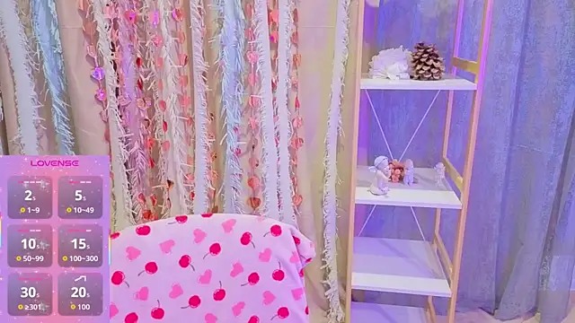 Luisa Rosee online show from 10/23/25, 06:28