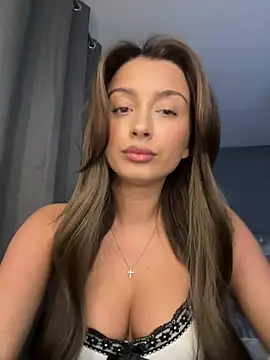 ellariverss online show from 05/21/26, 02:18