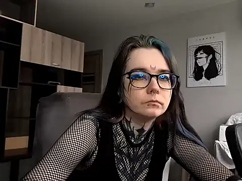 HighelikeGirl online show from 10/28/25, 07:12