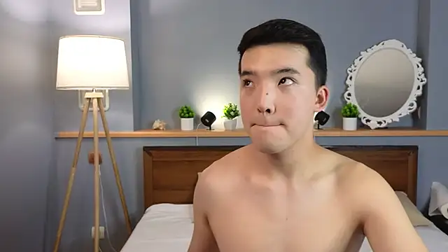 nudetension1 online show from 09/14/25, 11:42