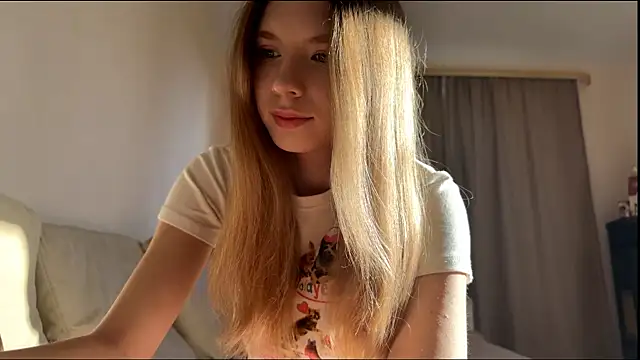 FruityXo online show from 10/26/25, 12:11