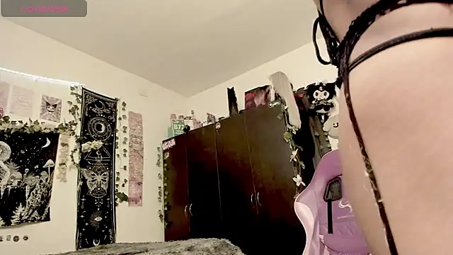 GothKitten666 online show from 05/31/26, 09:38