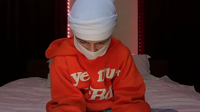 holydirt luxeno1 online show from 09/22/25, 05:37