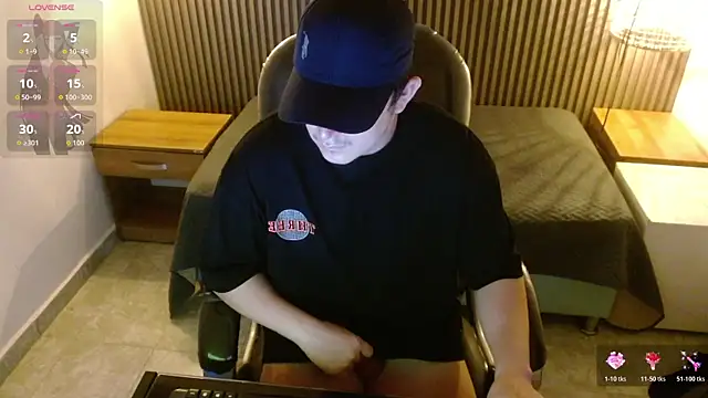 Lancelot 19 online show from 10/23/25, 04:45