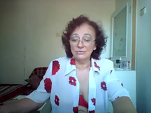 Julia54391 online show from 09/25/25, 10:08