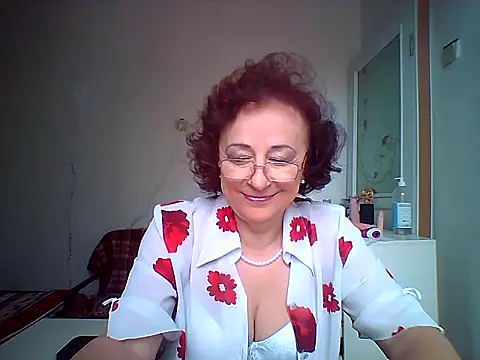 Julia54391 online show from 10/22/25, 08:47