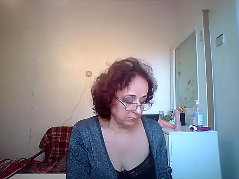 Julia54391 online show from 10/23/25, 07:51