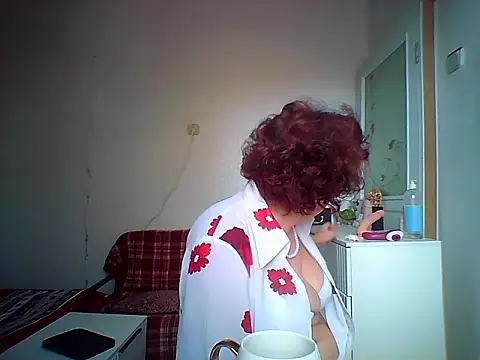 Julia54391 online show from 10/26/25, 08:31