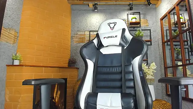 VenusBlazer online show from 10/21/25, 11:11