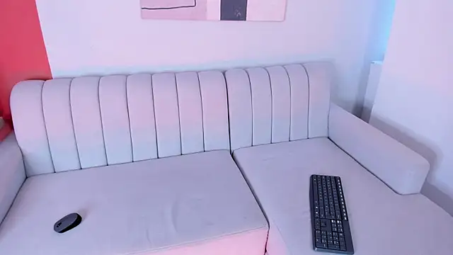 Snapshot of marie_bass chatting on 10/20/25, 12:38 marie bass online show from 10/20/25, 12:38