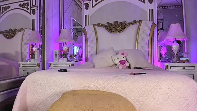 Snapshot of NikoYoon chatting on 10/25/25, 02:56 NikoYoon online show from 10/25/25, 02:56