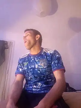 Snapshot of SexSavrem06 chatting on 10/11/25, 09:41 SexSavrem06 online show from 10/11/25, 09:41