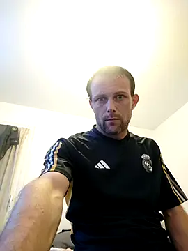 Snapshot of SexSavrem06 chatting on 10/14/25, 05:47 SexSavrem06 online show from 10/14/25, 05:47