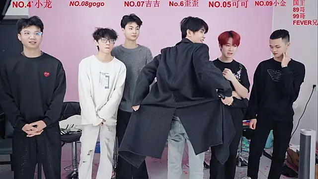 Beautifulboys-777 online show from 12/15/25, 11:14