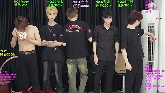 Beautifulboys-777 online show from 05/22/26, 11:49