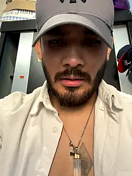 Snapshot of Ericksaul23 chatting on 09/08/25, 11:15 Ericksaul23 online show from 09/08/25, 11:15