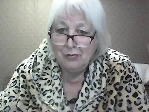 Alexia64231 online show from 09/12/25, 03:39