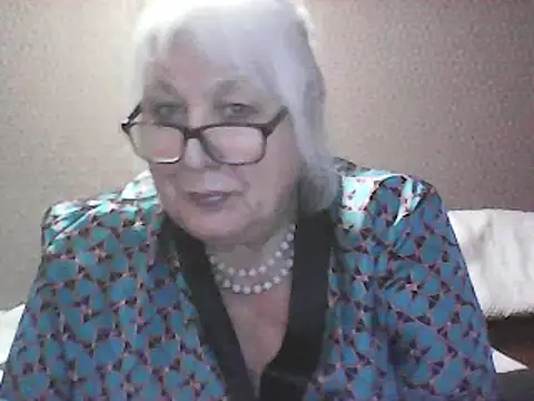Alexia64231 online show from 09/19/25, 02:51