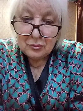 Alexia64231 online show from 11/21/25, 04:44