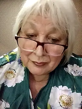 Alexia64231 online show from 11/25/25, 05:02