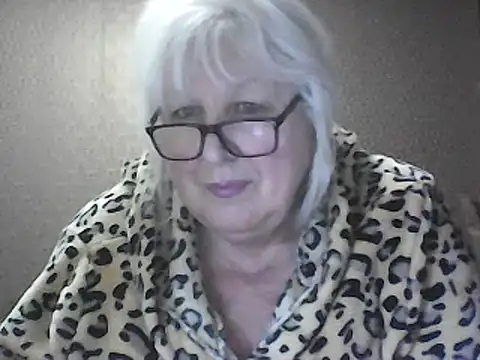 Alexia64231 online show from 04/06/26, 06:53