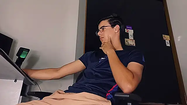 ThbxToyou online show from 10/26/25, 10:04