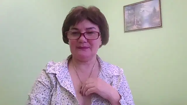 Snapshot of Galina56301 chatting on 11/29/25, 01:03 Galina56301 online show from 11/29/25, 01:03