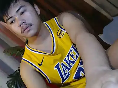 hot emman online show from 06/11/26, 10:08