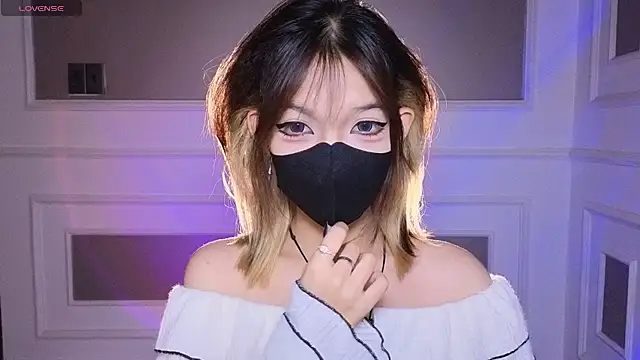      Panda      online show from 06/08/26, 10:10