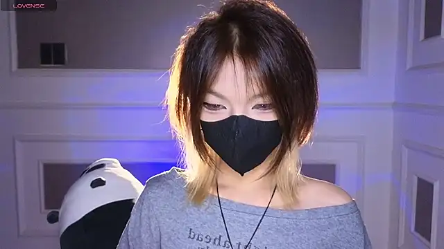      Panda      online show from 06/13/26, 03:04