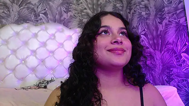 RylieRoss online show from 11/26/25, 02:29