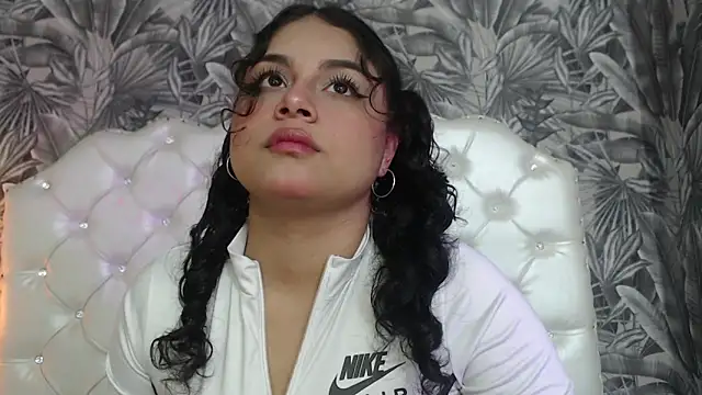 RylieRoss online show from 12/02/25, 12:21