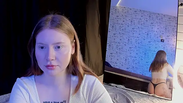 Lillie Berry online show from 10/09/25, 04:54