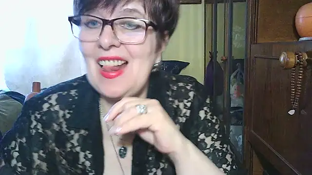 VeronicaGold511 online show from 03/17/26, 08:06