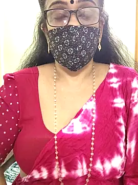 sweet-lotus online show from 09/24/25, 04:16