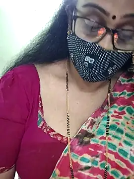 Snapshot of sweet-lotus chatting on 12/17/25, 04:18 sweet-lotus online show from 12/17/25, 04:18
