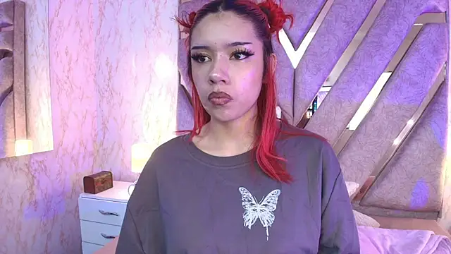 Snapshot of redd_pandaa chatting on 11/15/25, 03:26 redd pandaa online show from 11/15/25, 03:26