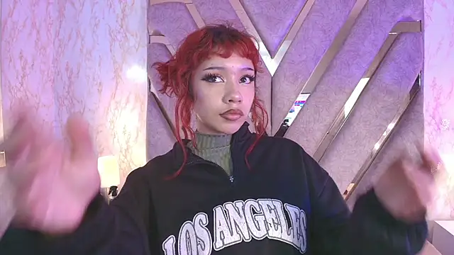 Snapshot of redd_pandaa chatting on 11/25/25, 03:17 redd pandaa online show from 11/25/25, 03:17