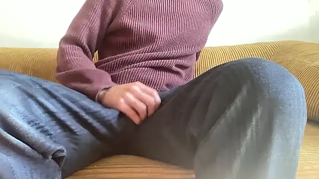 Snapshot of Jasperfuck chatting on 09/30/25, 10:42 Jasperfuck online show from 09/30/25, 10:42