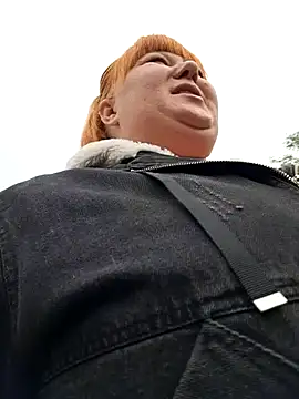 Snapshot of Miss_tits2025 chatting on 10/06/25, 08:12 Miss tits2025 online show from 10/06/25, 08:12