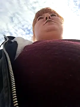 Snapshot of Miss_tits2025 chatting on 10/22/25, 11:54 Miss tits2025 online show from 10/22/25, 11:54