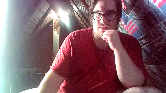 Snapshot of chubbyDavid1998 chatting on 11/08/25, 03:23 chubbyDavid1998 online show from 11/08/25, 03:23