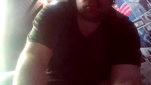 Snapshot of chubbyDavid1998 chatting on 11/11/25, 08:09 chubbyDavid1998 online show from 11/11/25, 08:09