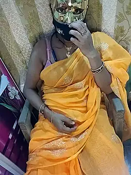 Snapshot of Hotty-Monaa chatting on 09/14/25, 05:23 Hotty-Monaa online show from 09/14/25, 05:23