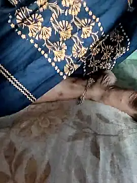 Snapshot of Hotty-Monaa chatting on 11/22/25, 05:01 Hotty-Monaa online show from 11/22/25, 05:01