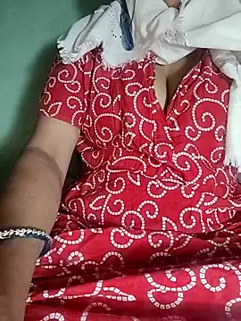 Snapshot of Hotty-Monaa chatting on 11/25/25, 05:02 Hotty-Monaa online show from 11/25/25, 05:02