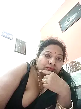 Cute-Janvi20 online show from 10/28/25, 08:11