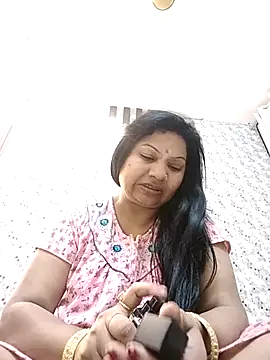 Cute-Janvi20 online show from 02/26/26, 06:23
